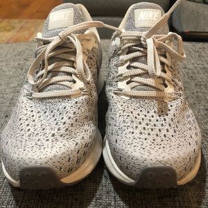 NIKE Zoom Pegasus Running shoes